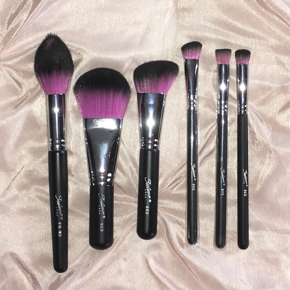 *Set of 6 Sedona Lace Brushes*